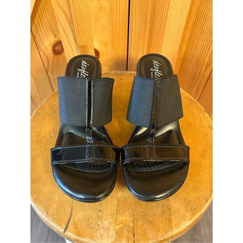 Dexflex by Dexter wedge sandals size 7